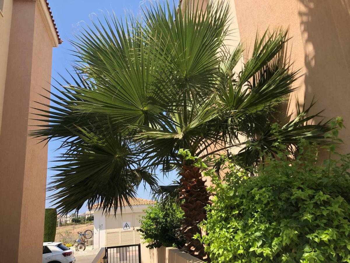 Royal Seacrest Apartment Paphos Exterior photo
