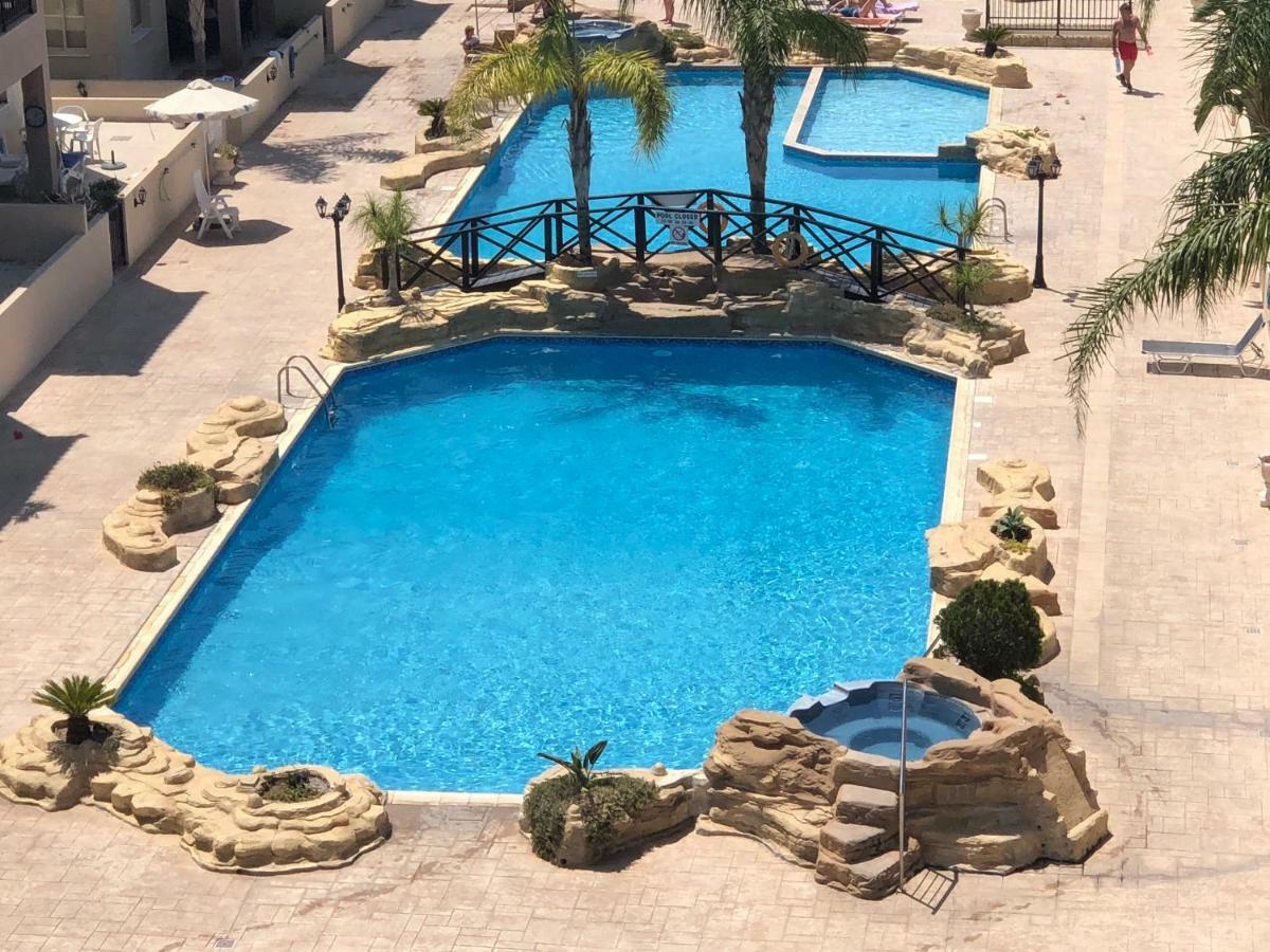 Royal Seacrest Apartment Paphos Exterior photo